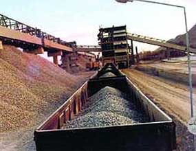 مذاکره ایمیدرو با بورس کالا برای عرضه محصولات معدنی تازه