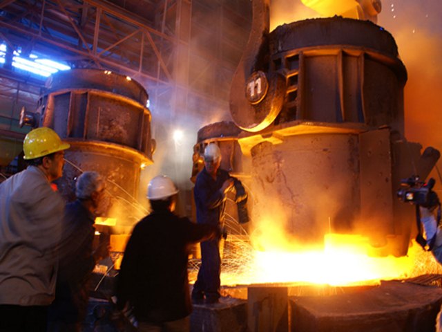 افزایش 26.3 درصدی تولید فولاد خام ایران