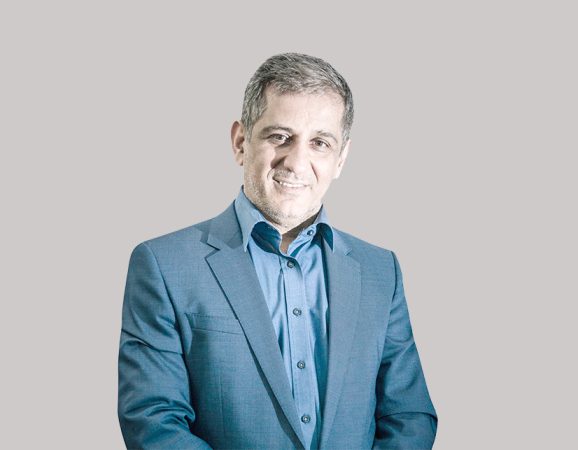 مهندس محمدرضا مرتضوی، رییس هیأت مدیره کانون انجمن‌های صنفی صنایع غذایی اعلام کرد: «اقتصاد» در چنبره «انحصار»